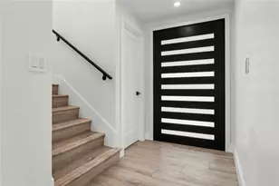 19701 Blythe St, Winnetka, CA 91306 - Photo 7