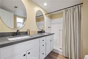 22914 Banyan Pl, Saugus, CA 91390 - Photo 27
