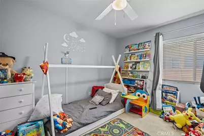 25258 Steinbeck, Stevenson Ranch, CA 91381 - Photo 9