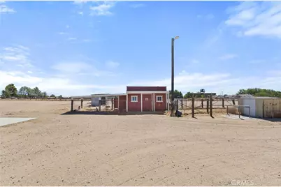 8727 W Avenue E12, Lancaster, CA 93536 - Photo 41