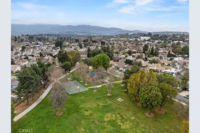 25637 Almendra, Valencia, CA 91355 - Photo 29