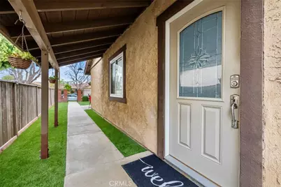 25637 Almendra, Valencia, CA 91355 - Photo 3