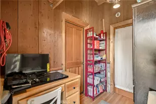 15916 Zurich Way, Pine Mountain Club, CA 93222 - Photo 29