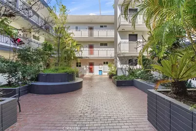 4614 Finley #6, Los Angeles, CA 90027 - Photo 3