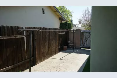 16519 Minnehaha, Granada Hills, CA 91344 - Photo 37