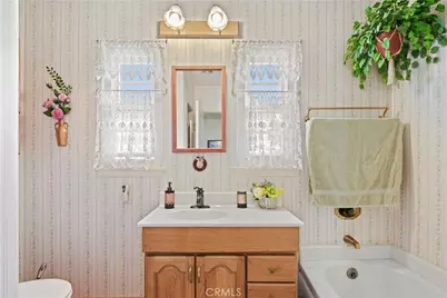 7542 Gaviota, Van Nuys, CA 91406 - Photo 7
