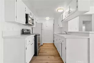 8649 Sunland Blvd, Los Angeles, CA 91352 - Photo 1