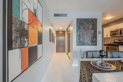 800 W 1st Street #502, Los Angeles, CA 90012 - Photo 3
