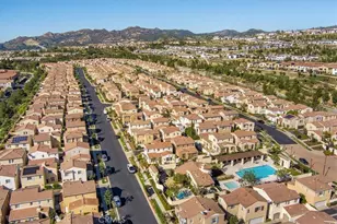 20109 Pienza, Porter Ranch, CA 91326 - Photo 41