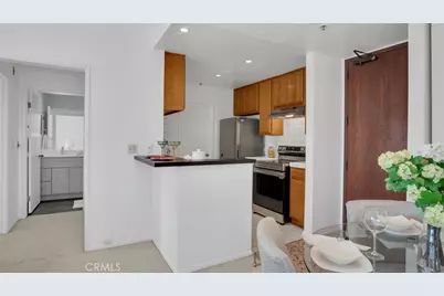 222 S Central #432, Los Angeles, CA 90012 - Photo 3