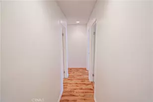 22612 Pamplico Dr, Saugus, CA 91350 - Photo 27