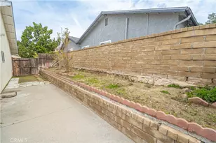 22612 Pamplico Dr, Saugus, CA 91350 - Photo 41