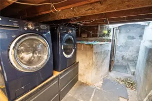 225 Barry, Ventura, CA 93001 - Photo 25