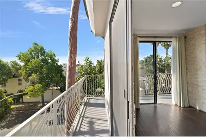 152 S Oakhurst Drive #304, Beverly Hills, CA 90212 - Photo 5