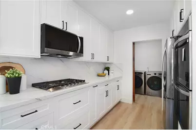 22284 Avenue San Luis, Woodland Hills, CA 91364 - Photo 19