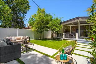 22284 Avenue San Luis, Woodland Hills, CA 91364 - Photo 37