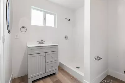 923 Sumner Street, Bakersfield, CA 93305 - Photo 9