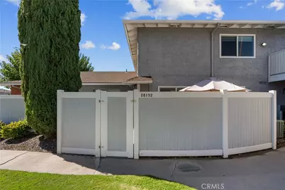 28152 Robin, Saugus, CA 91350 - Photo 3