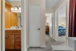 28152 Robin, Saugus, CA 91350 - Photo 23