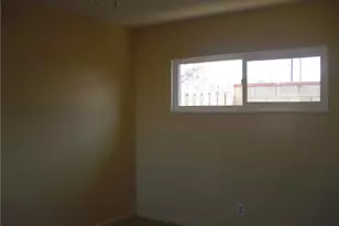 359 E Langhorn St, Lancaster, CA 93535 - Photo 11