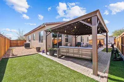 3559 Half Dome Avenue, Rosamond, CA 93560 - Photo 23