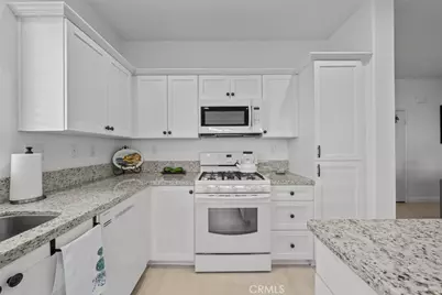 3559 Half Dome Avenue, Rosamond, CA 93560 - Photo 17