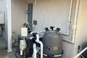 23509 Via Chantilly, Valencia, CA 91355 - Photo 11