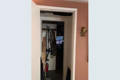 23509 Via Chantilly, Valencia, CA 91355 - Photo 17