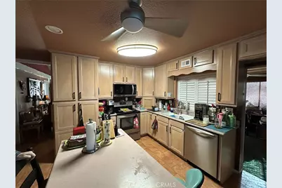 23509 Via Chantilly, Valencia, CA 91355 - Photo 9