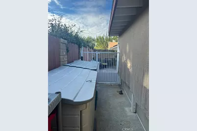 23509 Via Chantilly, Valencia, CA 91355 - Photo 9