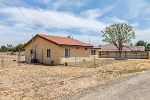 43324 45th St, Lancaster, CA 93536 - Photo 3