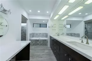 23345 Oxnard St, Woodland Hills, CA 91367 - Photo 17