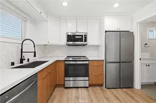 21206 Merridy St, Chatsworth, CA 91311 - Photo 49