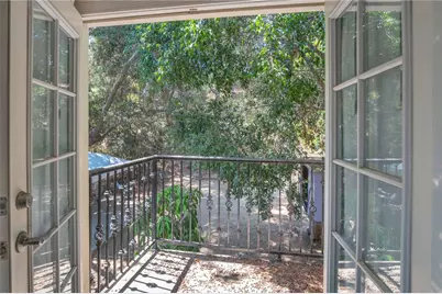 829 Cooper Ave, Los Angeles, CA 90042 - Photo 33