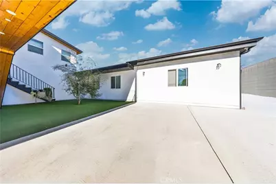 20200 Lassen, Chatsworth, CA 91311 - Photo 11