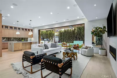 14812 Huston Street, Sherman Oaks, CA 91403 - Photo 3