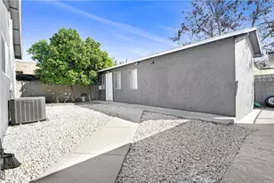 11068 Penrose St., Los Angeles, CA 91352 - Photo 23