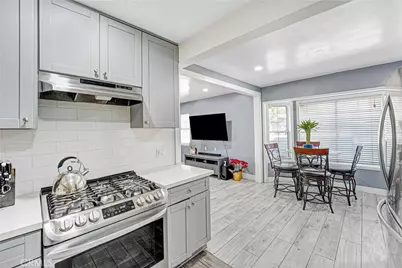 11068 Penrose Street, Los Angeles, CA 91352 - Photo 9