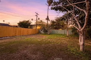 1327 W 97th St, Los Angeles, CA 90044 - Photo 9