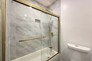 1327 W 97th St, Los Angeles, CA 90044 - Photo 33