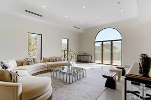 10521 Mary Bell Ave, Shadow Hills, CA 91040 - Photo 15