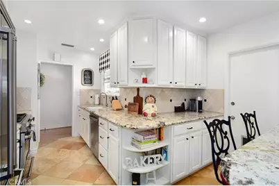 5348 Veloz Avenue, Tarzana, CA 91356 - Photo 11