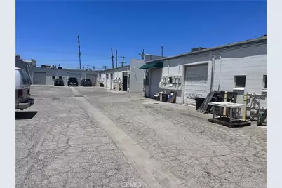 18334 Gault Street, Reseda, CA 91335 - Photo 13