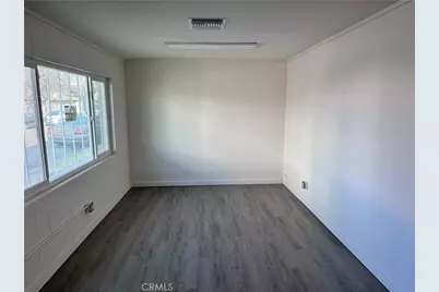 18334 Gault Street, Reseda, CA 91335 - Photo 5