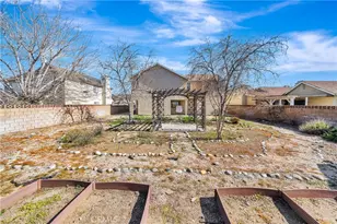 42935 Lemonwood, Lancaster, CA 93536 - Photo 47