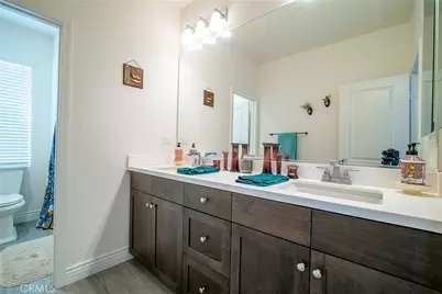 20523 Stella, Saugus, CA 91350 - Photo 31