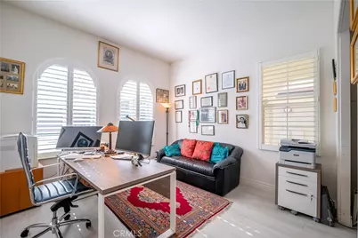 20523 Stella, Saugus, CA 91350 - Photo 9