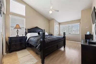 17666 High Vista St, Victorville, CA 92395 - Photo 13