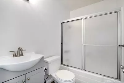 18316 Hatteras #27, Tarzana, CA 91356 - Photo 17