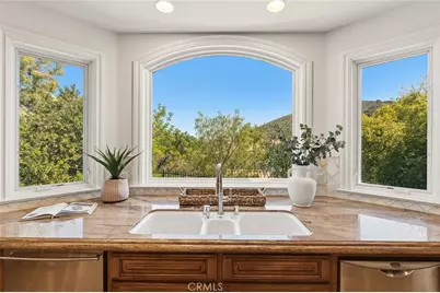 988 Candlecrest, Westlake Village, CA 91362 - Photo 11